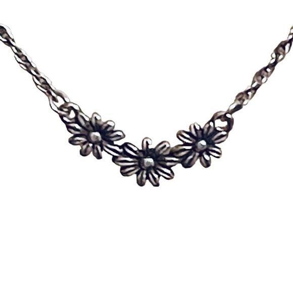 James Avery Margarita Three Flowers Sterling Silver Necklace Retired - Picture 11 of 15